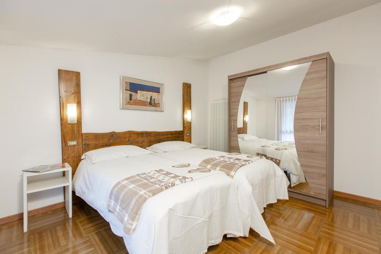 Hotel Biancospino Lanzada Екстер'єр фото